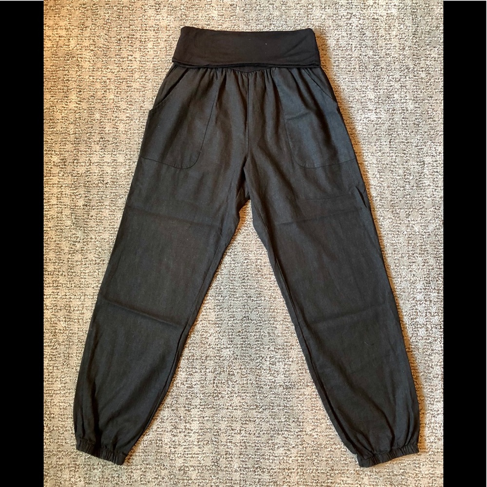 Emma’s closet - relaxed linen pants w/ rayon band - Picture 5 of 8